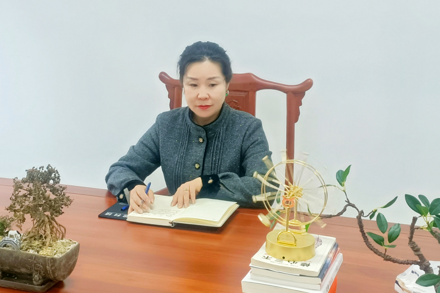 �������Ȱ�����������Ů��������������ʱ�������ǲ�!��¼����Ӫ��˾���