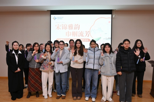 �ν����� �������� | ������ʱ�������ǲ�!��¼�ɷݸ�Ů��������������С����